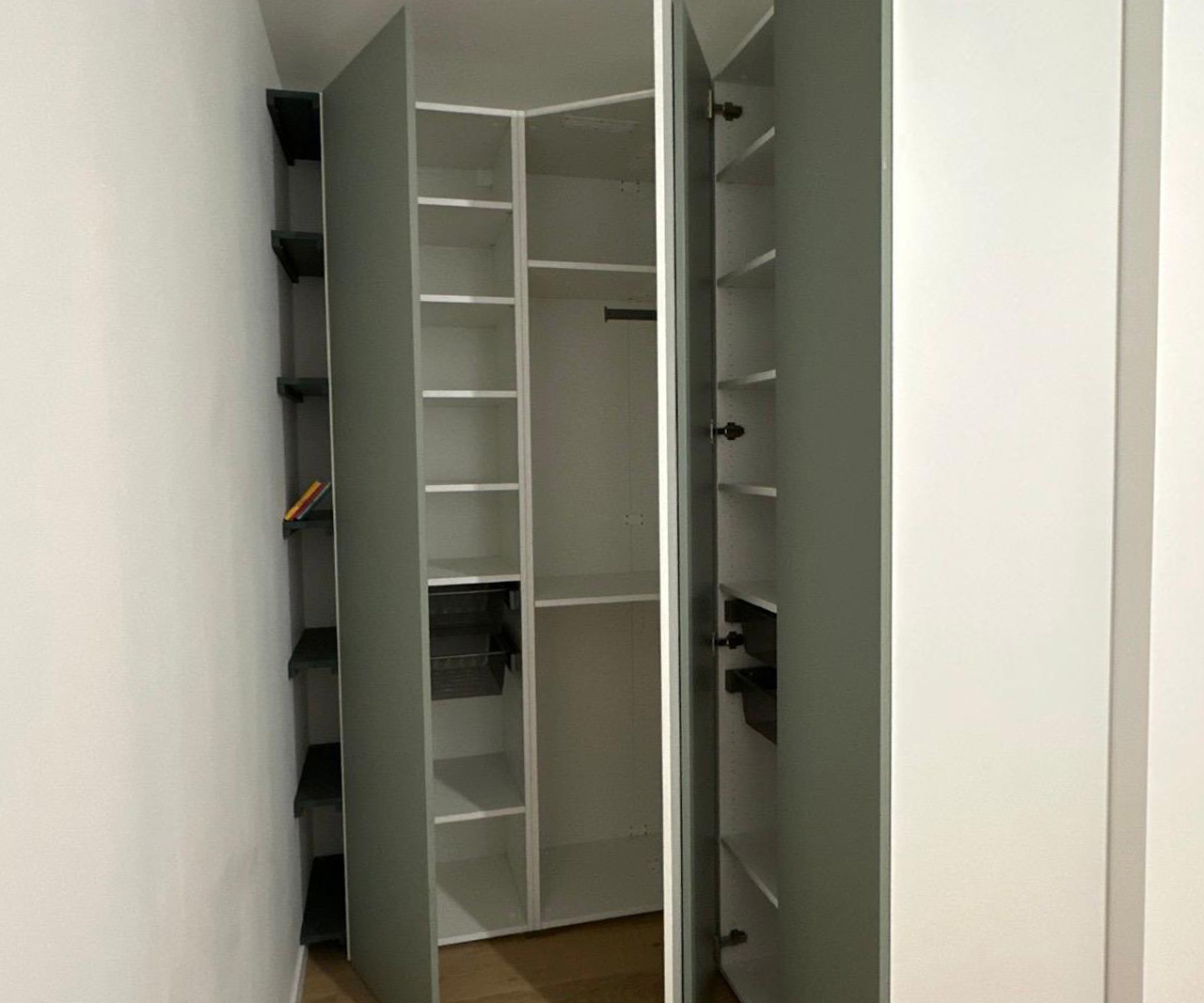 dressing-sur-mesure-aix-les-bains